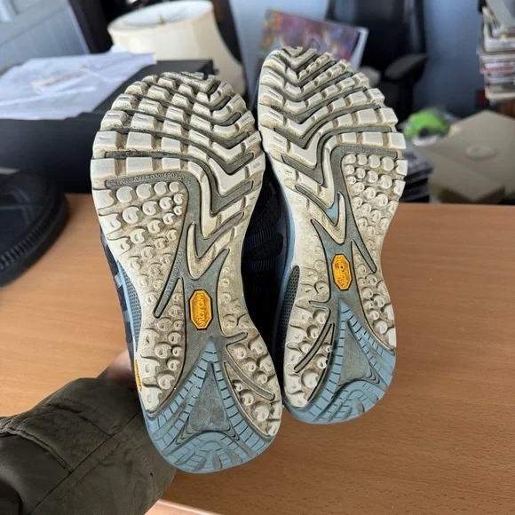 Merrell Shoes - Picture 8 of 9